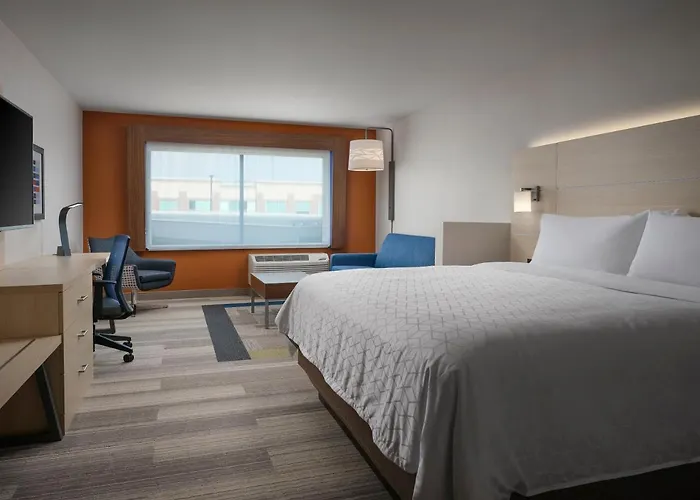 Express & - By Ihg 3*