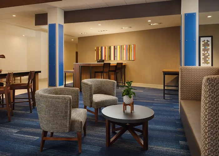 Express & - By Ihg Lockport