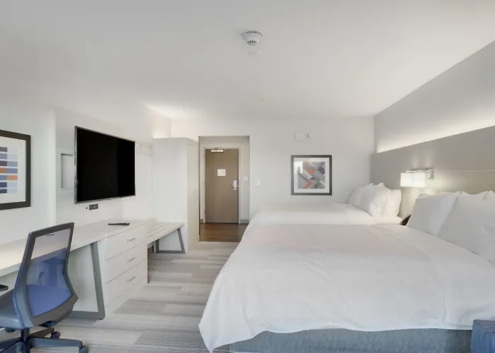 Express & - By Ihg 3*