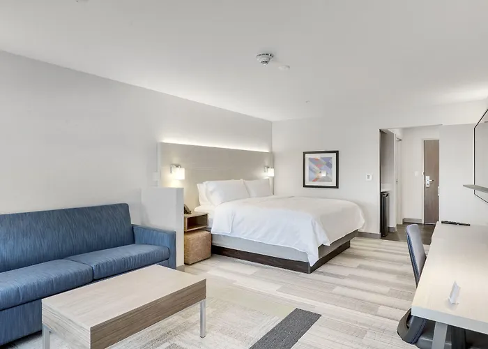 Express & - By Ihg 3*