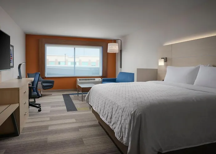 Express & - By Ihg Hotel 3*