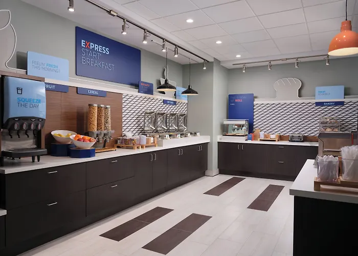 Hotel Express & - By Ihg 3*